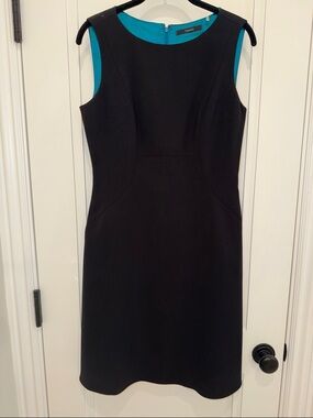 TAHARI! Deep NAVY Sheath Dress. CLASSIC! TIMELESS!